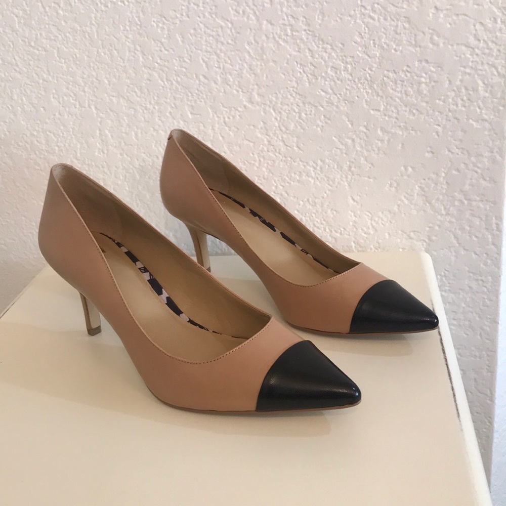 Ann Taylor Eryn Cap Toe Kitten pumps.